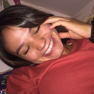 Meet your Posher, Selina